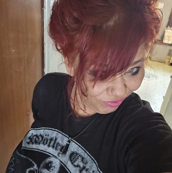 Meet your Posher, Monique - Picture 1 of 1